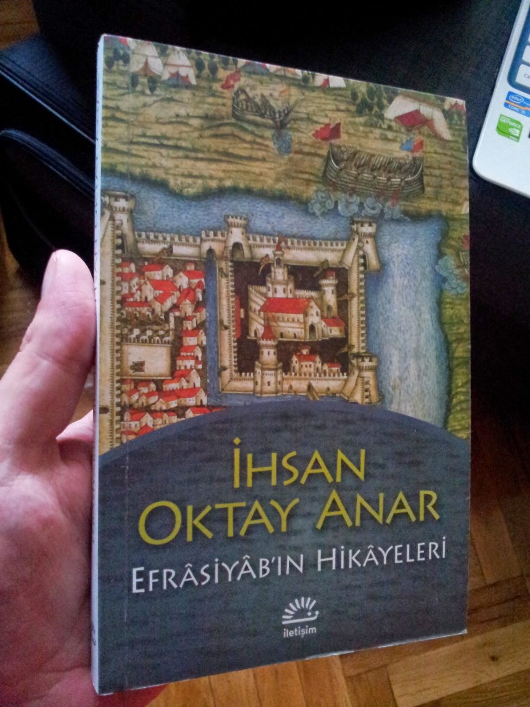 Ölüm Yolunda Garip Hikayeler: Efrasiyab’ın Hikayeleri – İhsan Oktay Anar