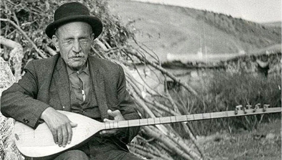 Zamanın İpini Tutan Âşık Veysel (Bir Gündüz Gece Şerhi)